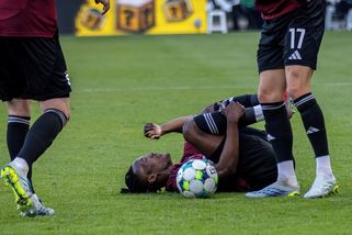 První derby pro Slavii, přestože Sparta měla optickou převahu - Médium.cz